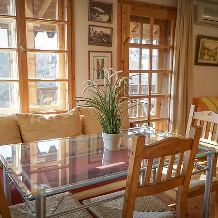 Rooster House Guest house