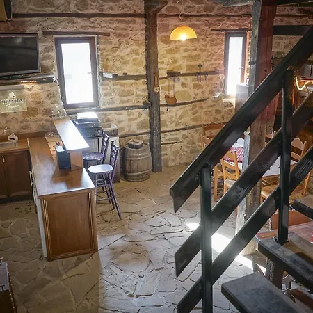 Rooster House Guest house *