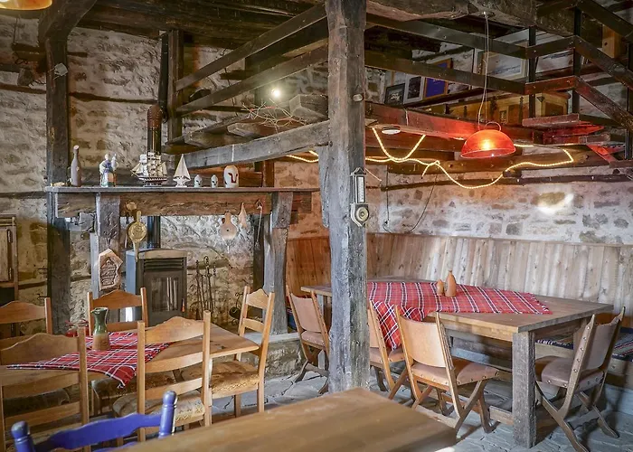 Rooster House מלון וליקו טורנובו